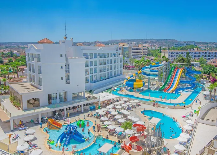 Golf hotels Anastasia Waterpark Beach Resort